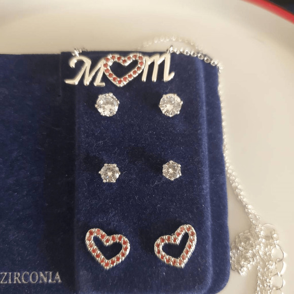 Silverplate and Cubic Zirconia Mom Necklace and 3 pairs of Earrings NWT Gift - Picture 2 of 6